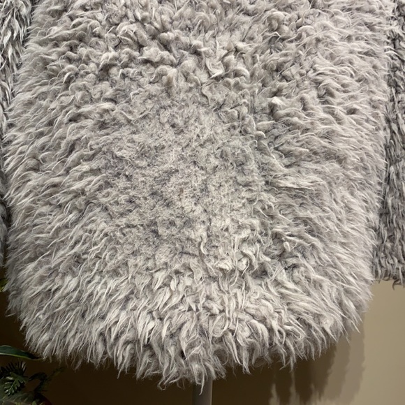 🧸 BCBGeneration Teddy Bear Coat - Picture 14 of 17